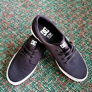 DCSHOECOUSA Trase Tx Shoes, U.S. - 9.5 Men's, Black and White, Casual Shoes